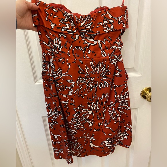 Dark red strapless bandeau mini dress with pockets! - Picture 2 of 2